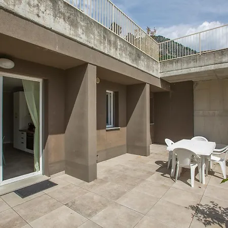 Larius Apartment-residence With Pool On شقة *