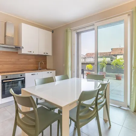 Larius Apartment-residence With Pool On * Musso