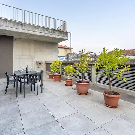 Larius Apartment-residence With Pool On דירה Musso